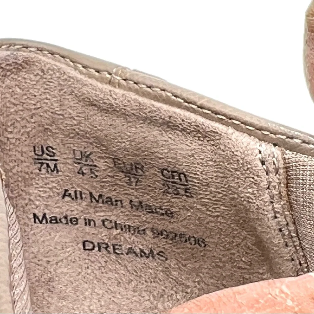 Life Stride Size 7 Dreams Tan‎ Beige Nude Wedge Pumps Heels Round Toe Shoes